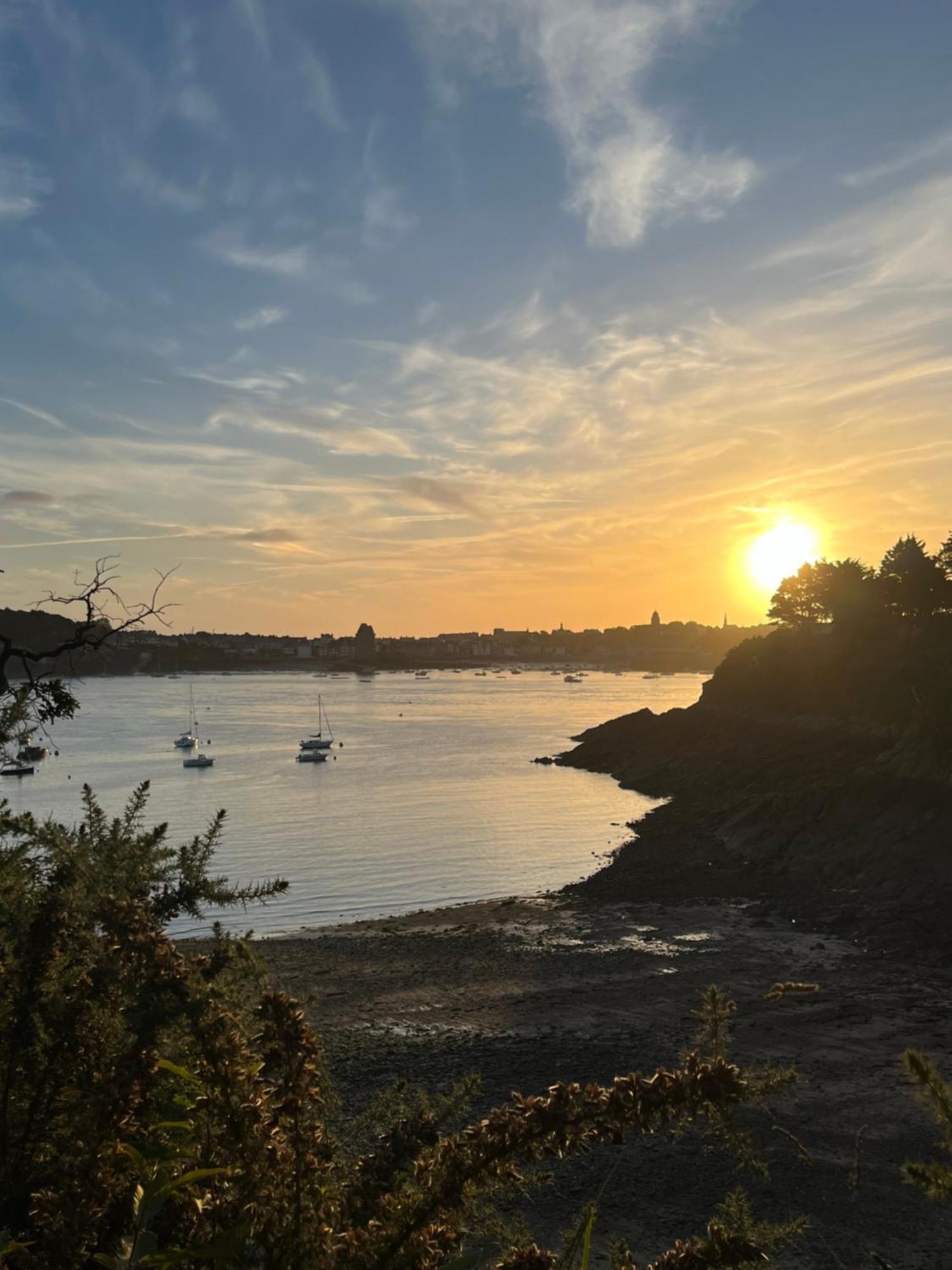 Jolie Maison Bord De Mer Dinard Extérieur photo